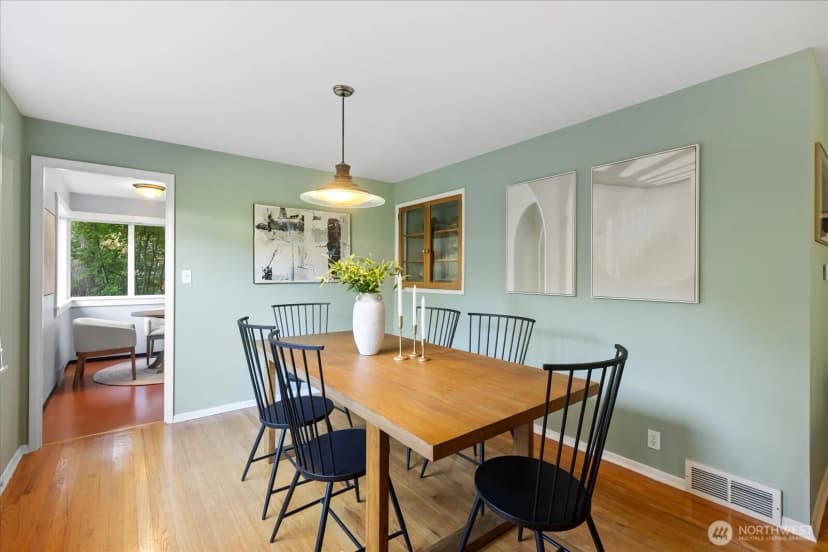 Property photo for 8564 30th Avenue Nw, Seattle photo 9