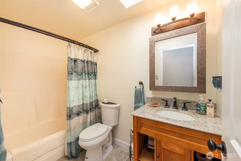 Property photo for 1491 Thomas Street, Port Townsend photo 15