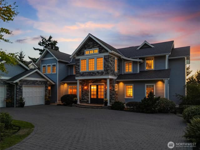 Property photo for 30 Shorewood Drive, Bellingham