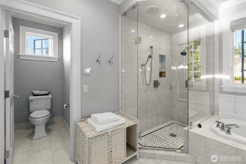 Property photo for 30 Shorewood Drive, Bellingham photo 21