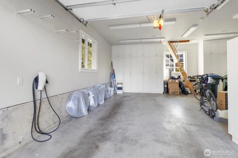Property photo for 30 Shorewood Drive, Bellingham photo 34