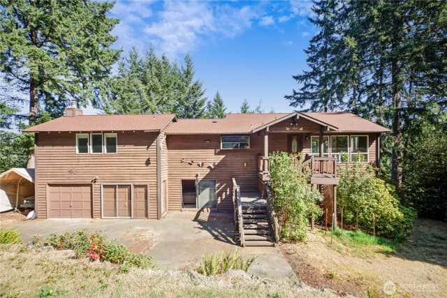 Property photo for 750 Ne Woods Court, Bremerton
