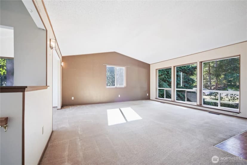 Property photo for 750 Ne Woods Court, Bremerton photo 5