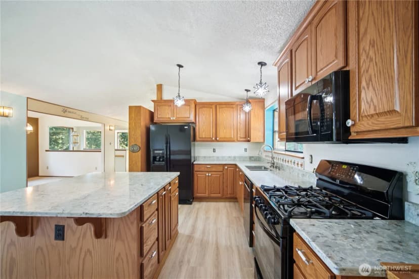 Property photo for 750 Ne Woods Court, Bremerton photo 14