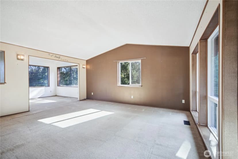 Property photo for 750 Ne Woods Court, Bremerton photo 8
