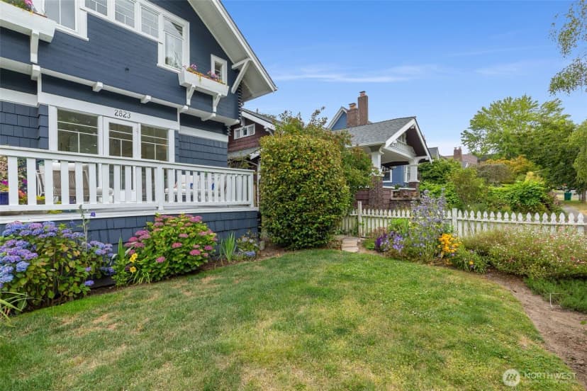Property photo for 2823 34th Avenue S, Seattle photo 26