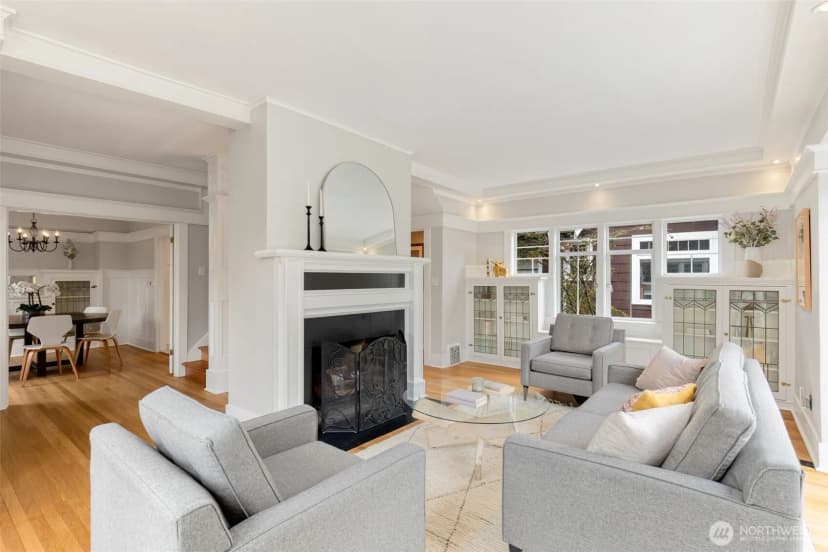 Property photo for 2823 34th Avenue S, Seattle photo 5
