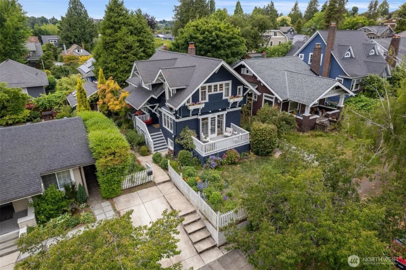 Property photo for 2823 34th Avenue S, Seattle photo 40