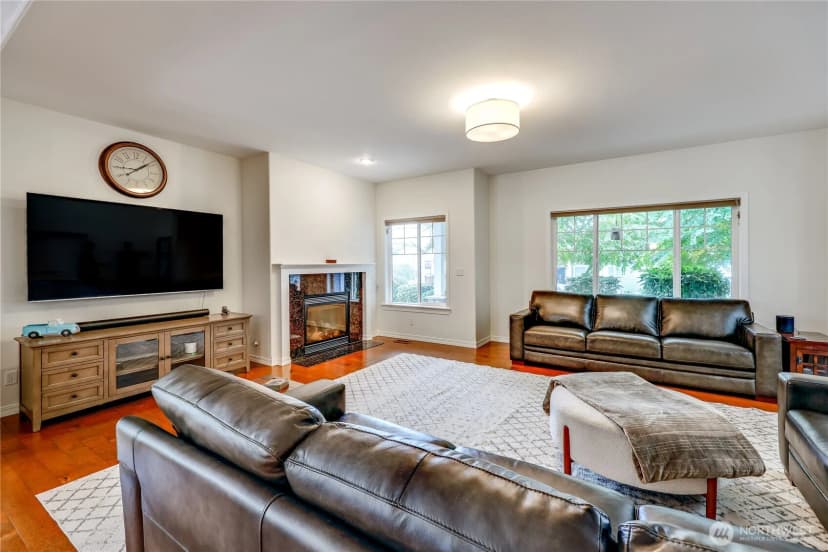 Property photo for 2440 Alaska Avenue E, Port Orchard photo 7
