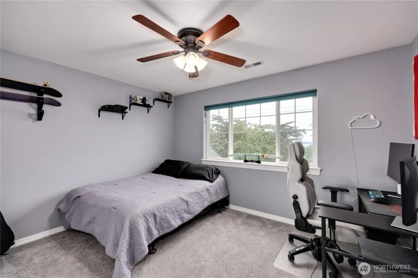 Property photo for 2440 Alaska Avenue E, Port Orchard photo 16