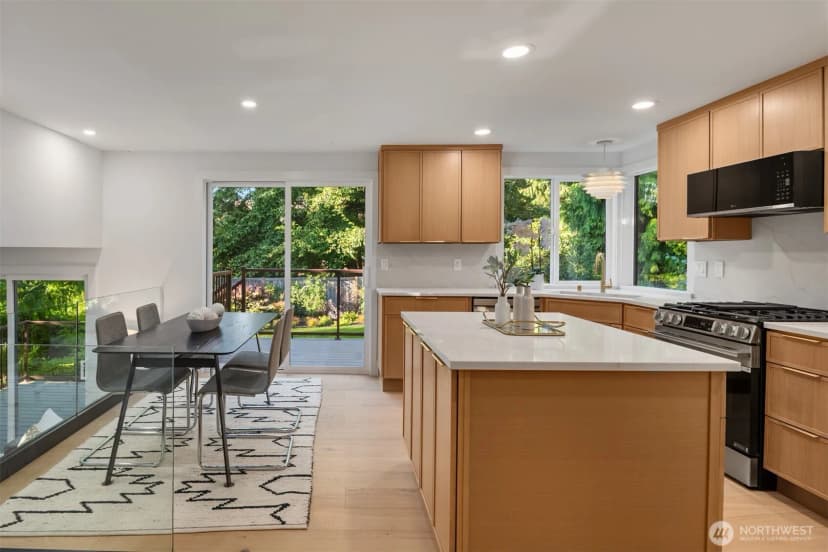 Property photo for 11220 Ne 92nd Street, Kirkland photo 10