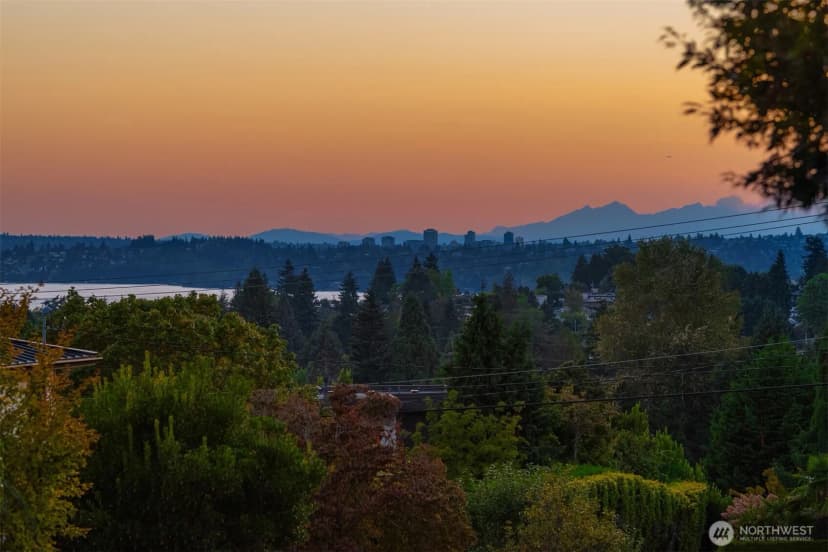 Property photo for 11220 Ne 92nd Street, Kirkland photo 37