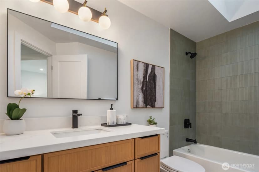 Property photo for 11220 Ne 92nd Street, Kirkland photo 25