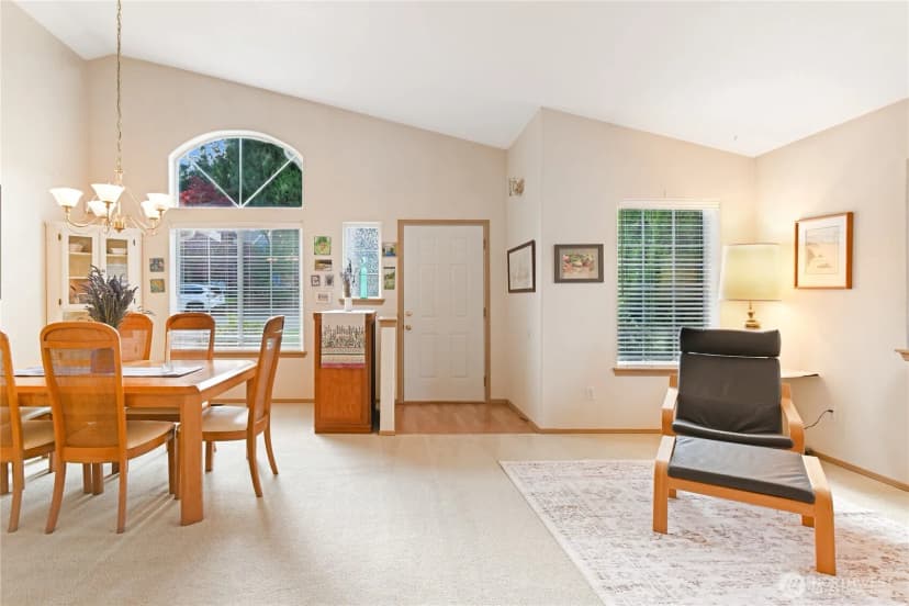 Property photo for 5100 Marian Drive Ne, Olympia photo 3