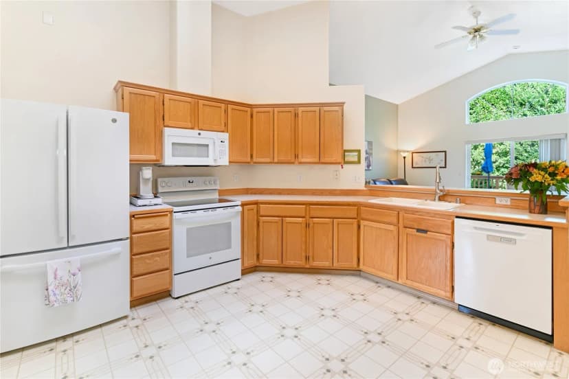 Property photo for 5100 Marian Drive Ne, Olympia photo 12