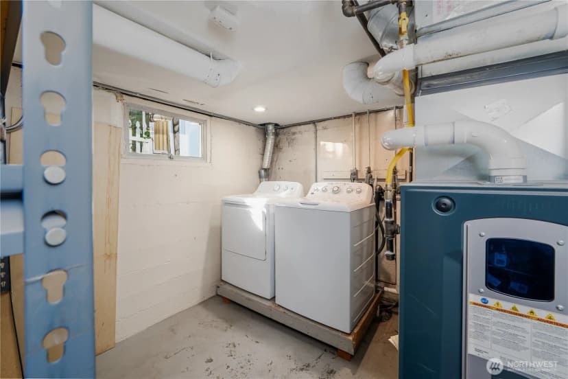 Property photo for 1321 N 82nd Street, Seattle photo 26