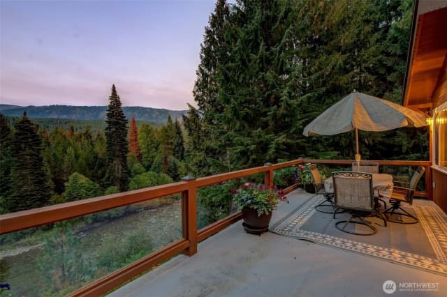 Property photo for 2218 Riffle Drive, Leavenworth photo 2