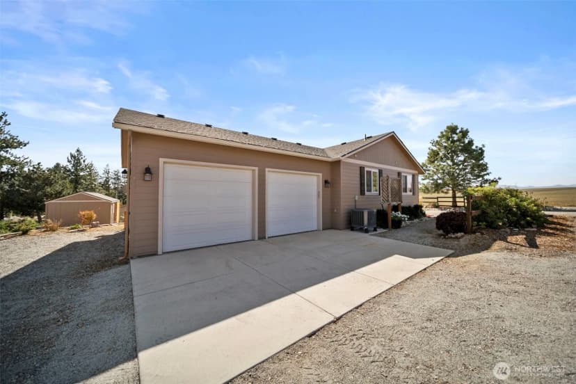 Property photo for 415 N Jackson Street, Waterville photo 3