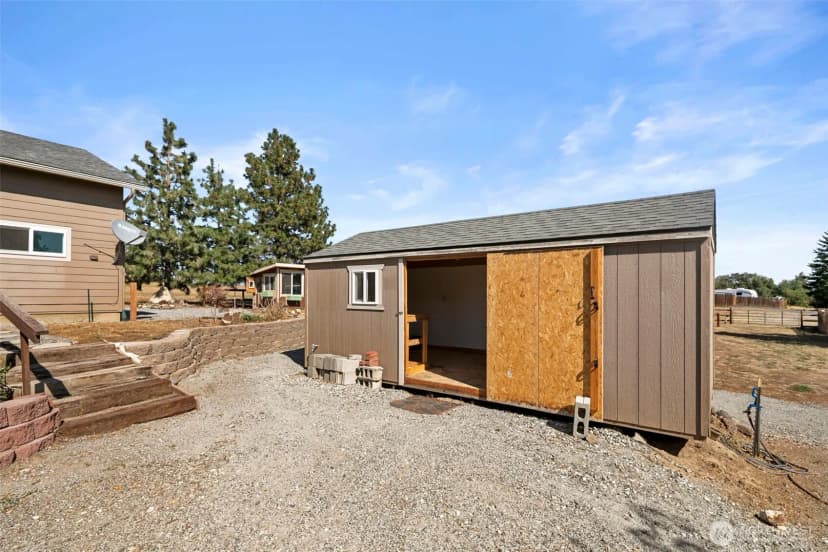Property photo for 415 N Jackson Street, Waterville photo 32