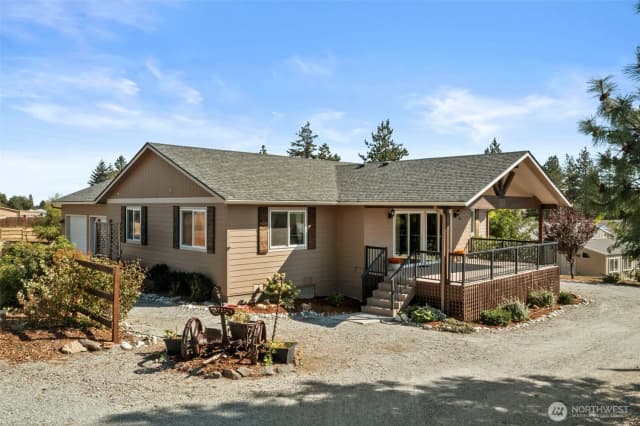 Property photo for 415 N Jackson Street, Waterville
