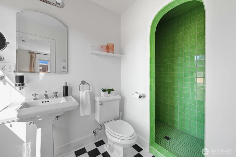 Property photo for 2205 Bigelow Avenue N #5, Seattle photo 18