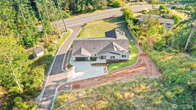 Property photo for 1615 Polnell Road, Oak Harbor photo 31