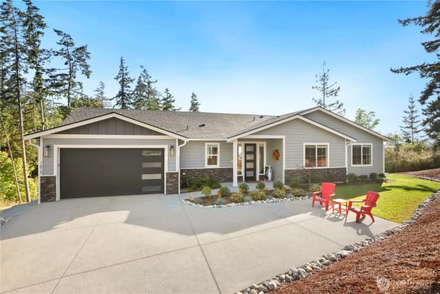 Property photo for 1615 Polnell Road, Oak Harbor photo 2