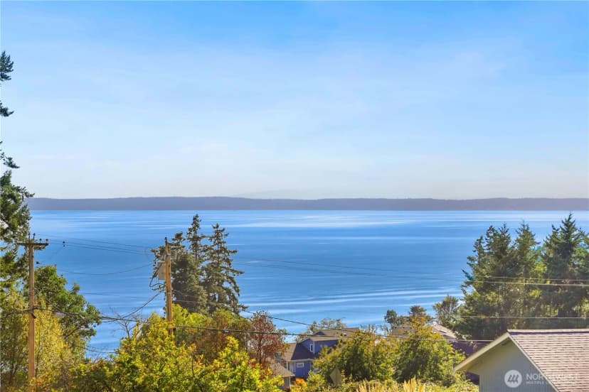 Property photo for 1615 Polnell Road, Oak Harbor photo 29