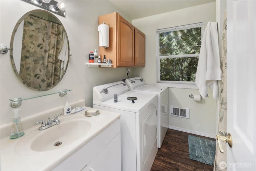 Property photo for 5502 Ne 10th Street, Renton photo 23