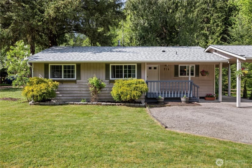 Property photo for 214 Polo Park Drive, Bellingham