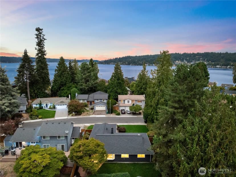 Property photo for 18913 Se 42nd Place, Issaquah photo 22