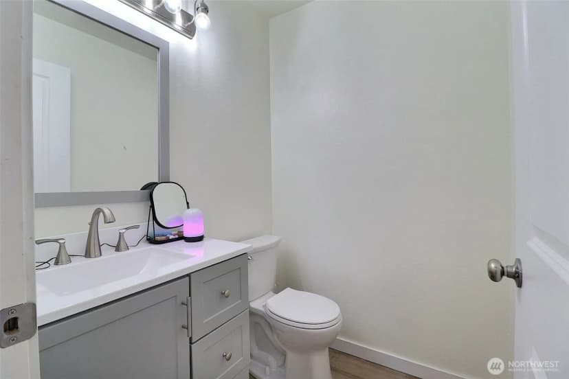 Property photo for 2901 Arbor Street, Mount Vernon photo 23