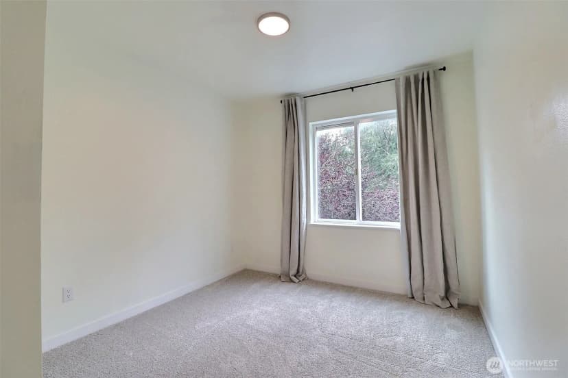 Property photo for 2901 Arbor Street, Mount Vernon photo 17