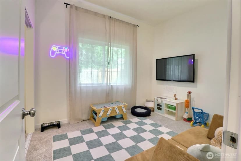 Property photo for 2901 Arbor Street, Mount Vernon photo 31