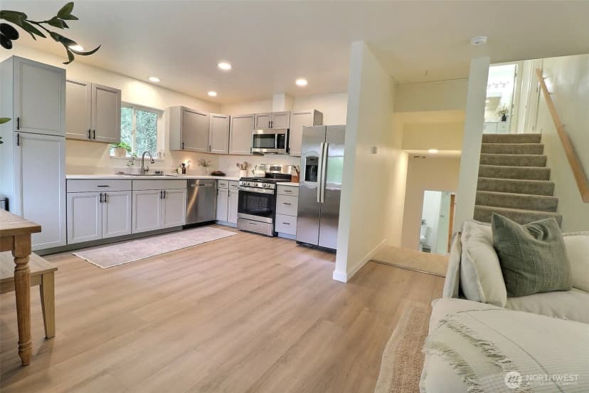 Property photo for 2901 Arbor Street, Mount Vernon photo 12