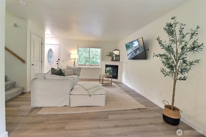 Property photo for 2901 Arbor Street, Mount Vernon photo 8