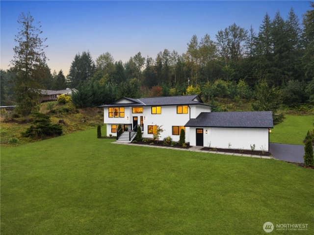 Property photo for 2620 157th Avenue Se, Snohomish photo 3