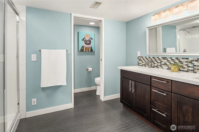 Property photo for 12442 Ne 6th Place, Bellevue photo 25