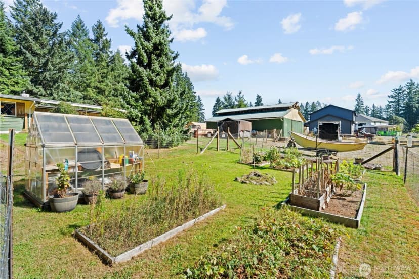 Property photo for 1906 164th Street S, Spanaway photo 32