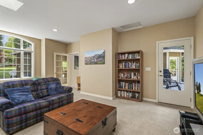 Property photo for 21460 Ne 143rd Street, Woodinville photo 24
