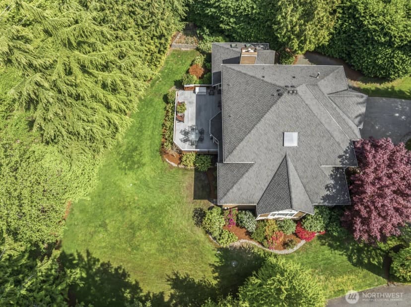 Property photo for 21460 Ne 143rd Street, Woodinville photo 2
