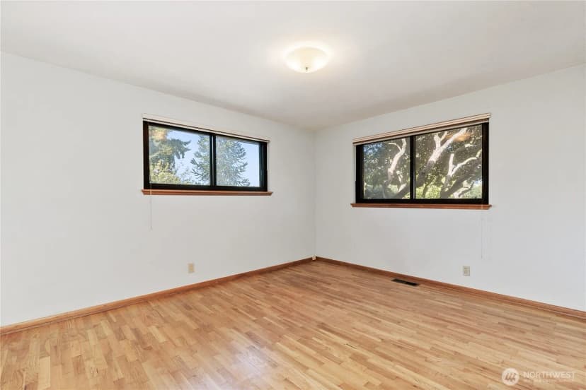 Property photo for 2215 S 216th Street, Des Moines photo 27