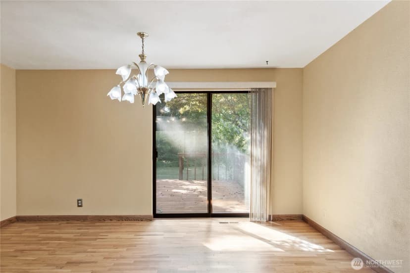 Property photo for 2215 S 216th Street, Des Moines photo 13