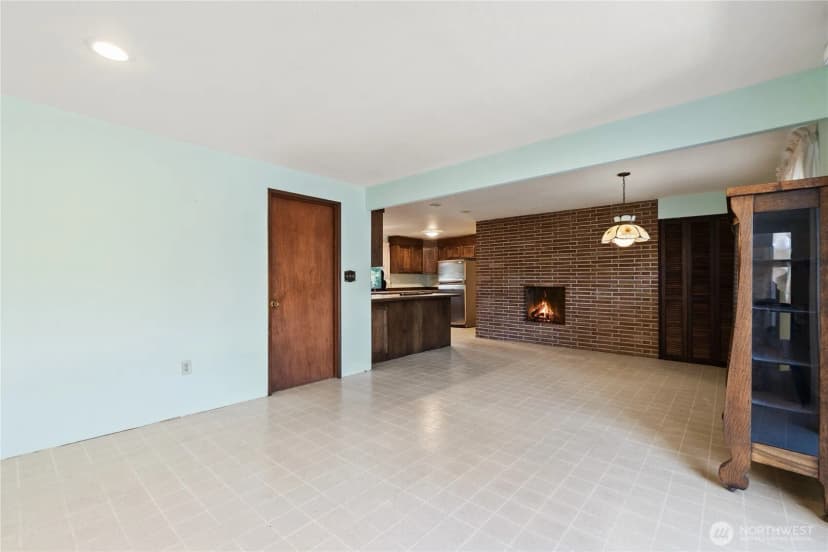 Property photo for 2215 S 216th Street, Des Moines photo 24