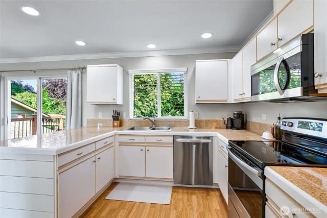 Property photo for 16625 Ladd Street Se, Monroe photo 4
