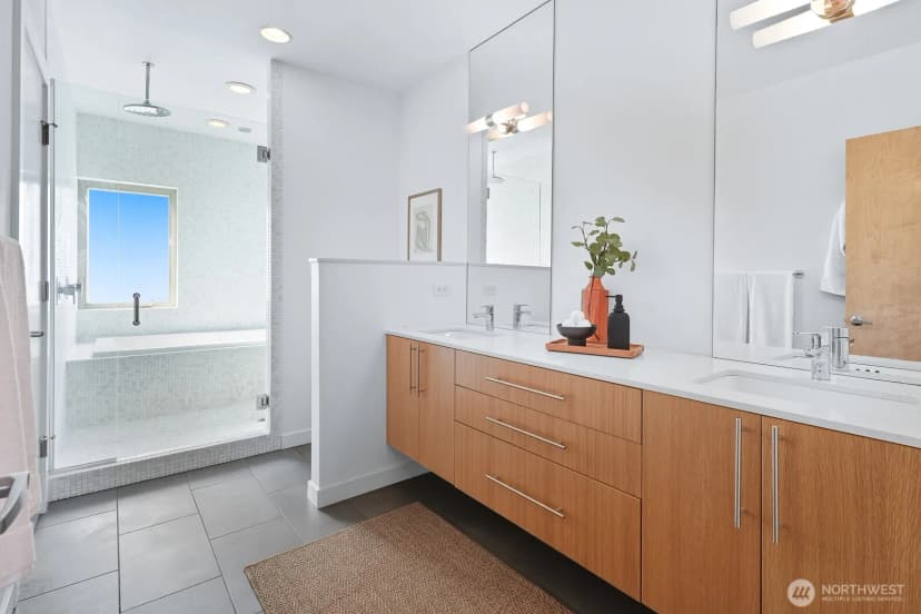 Property photo for 3654 Courtland Place S, Seattle photo 27