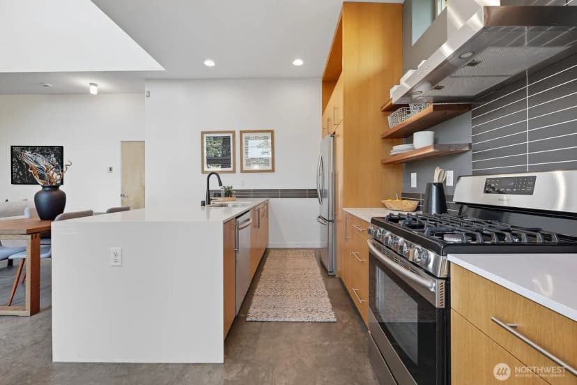 Property photo for 3654 Courtland Place S, Seattle photo 10