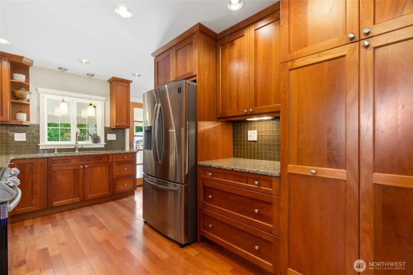 Property photo for 8518 11th Avenue Nw, Seattle photo 11