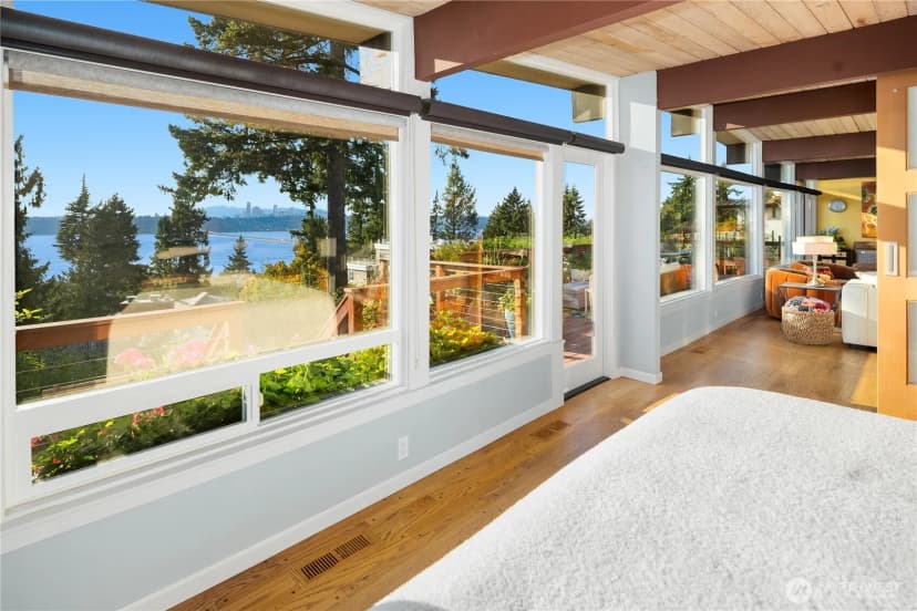 Property photo for 3029 70th Avenue Se, Mercer Island photo 21