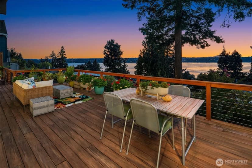 Property photo for 3029 70th Avenue Se, Mercer Island photo 24